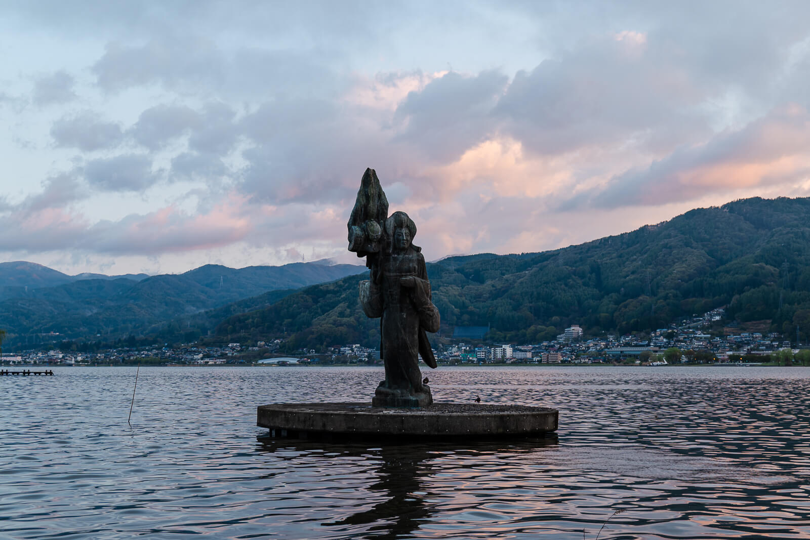 Statue of Princess Yaegaki on Lake Suwa in Nagano