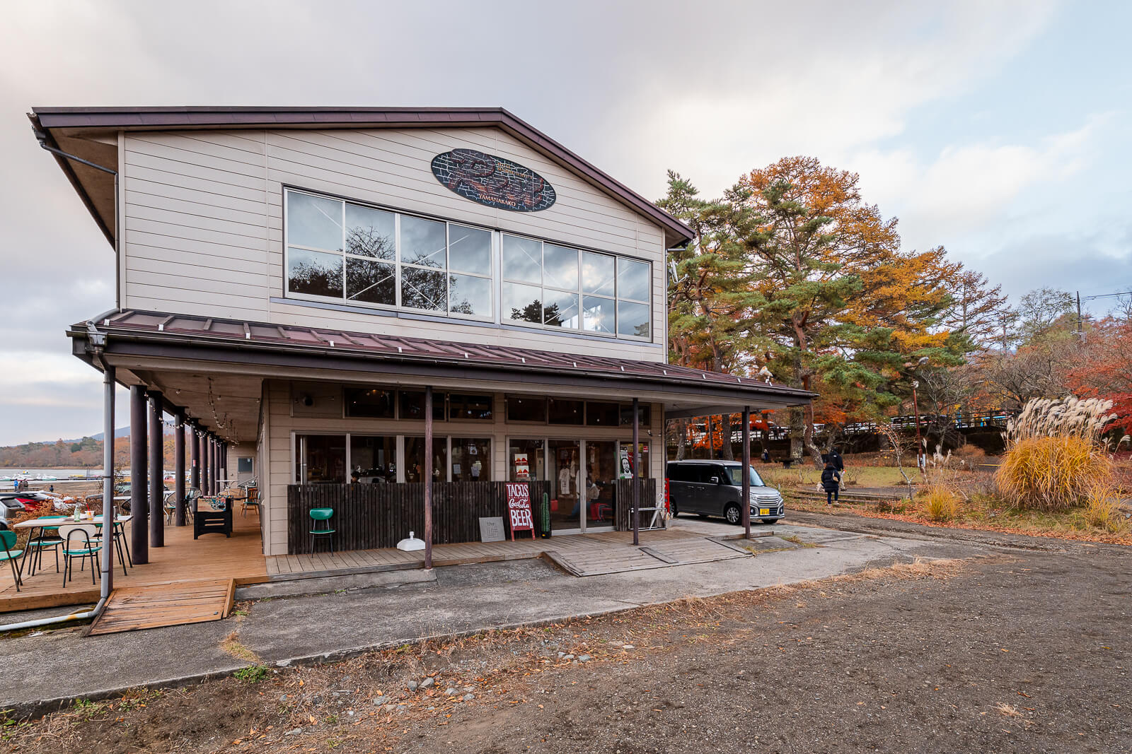 Lakeside shop and restaurant exterior at Asahigaoka Park, Lake Yamanakako