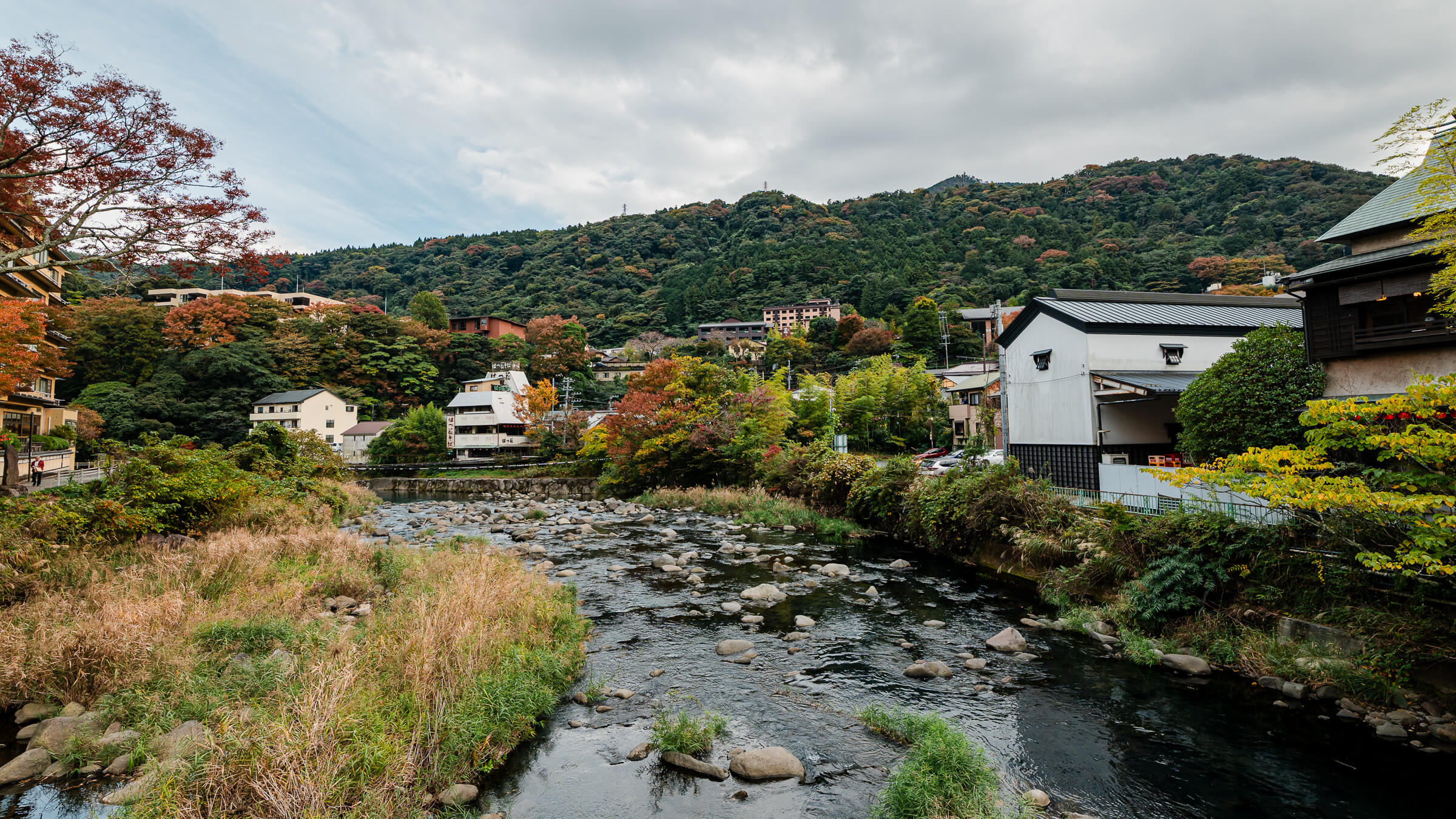 Tenseien Garden in Hakone-Yumoto: Tamadare Falls, Hien Falls and Shrine Walk