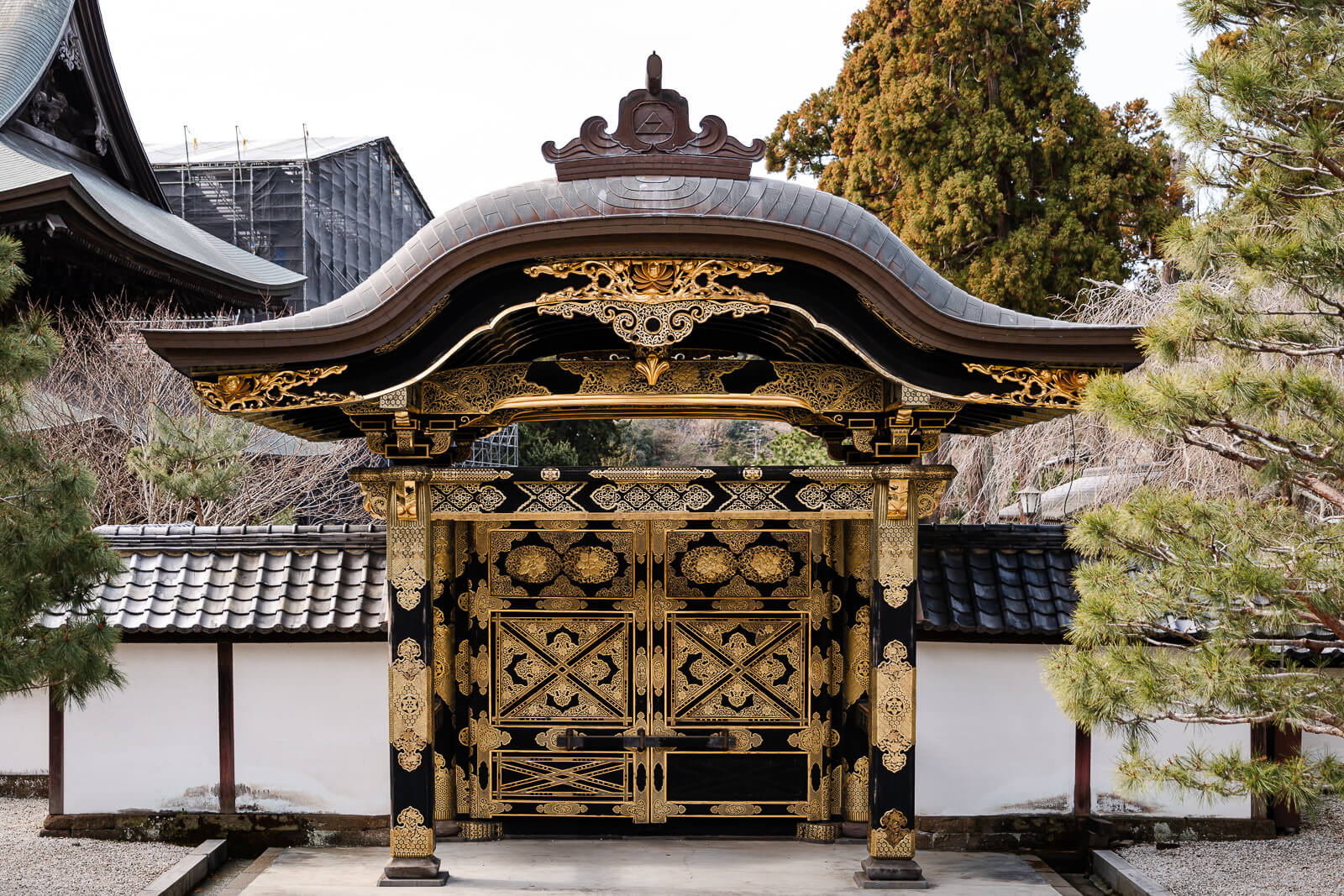 Inner face of the gilded Karamon Gate within the Kencho-ji Temple grounds