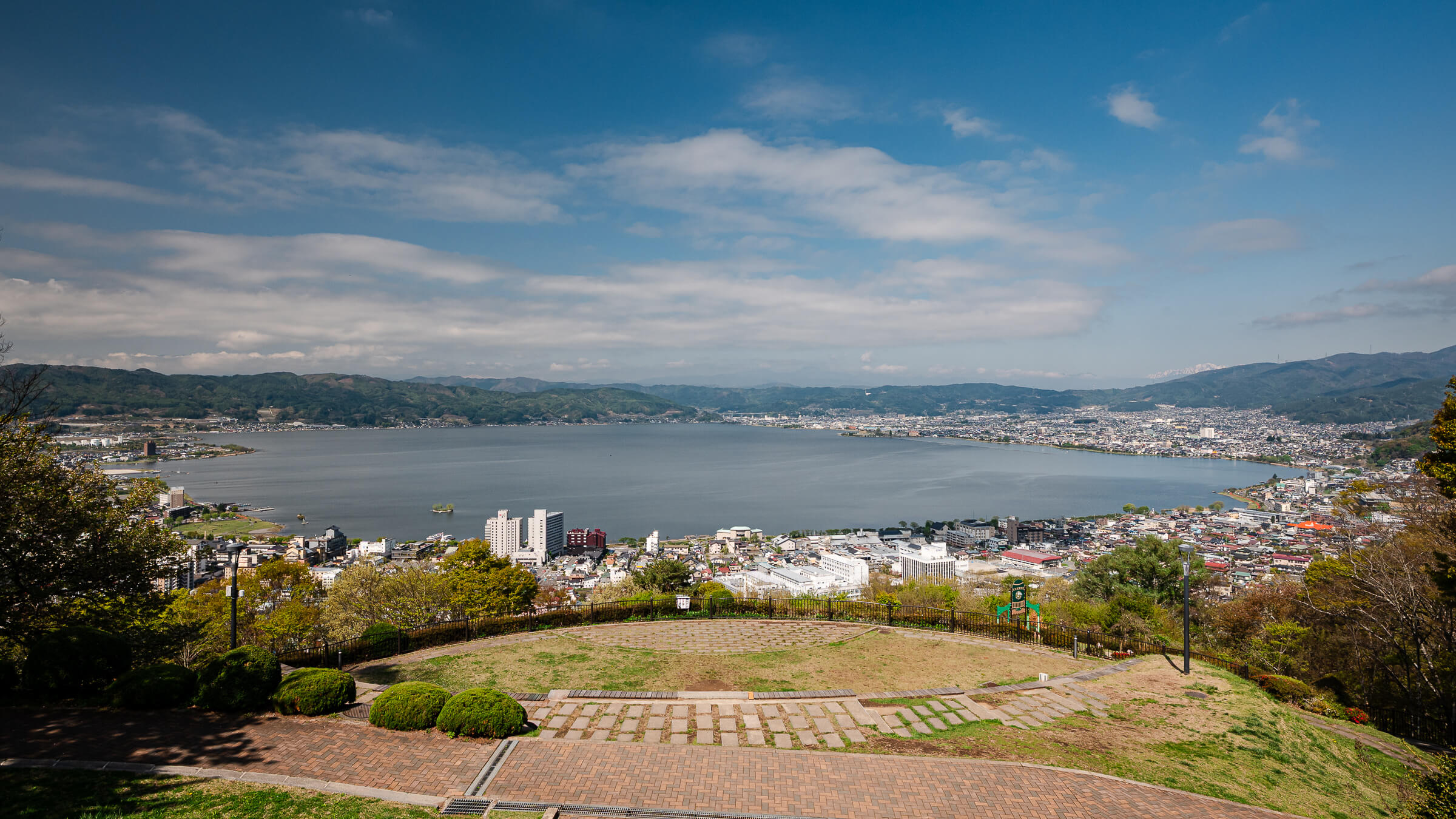 Suwa
