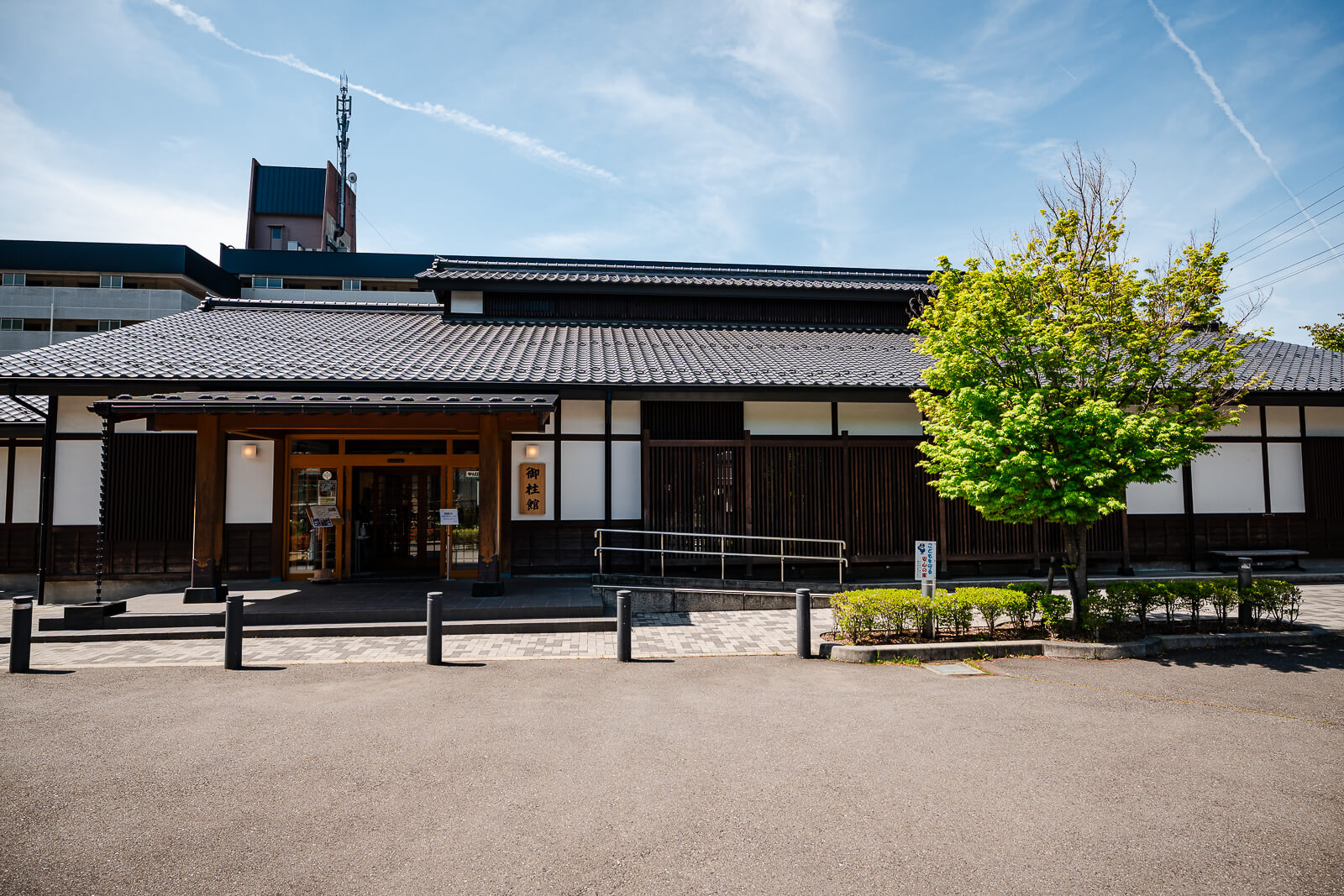 Exterior of the Onbashirakan Yoisa Museum near Suwa Taisha Shimosha Harumiya in Shimosuwa